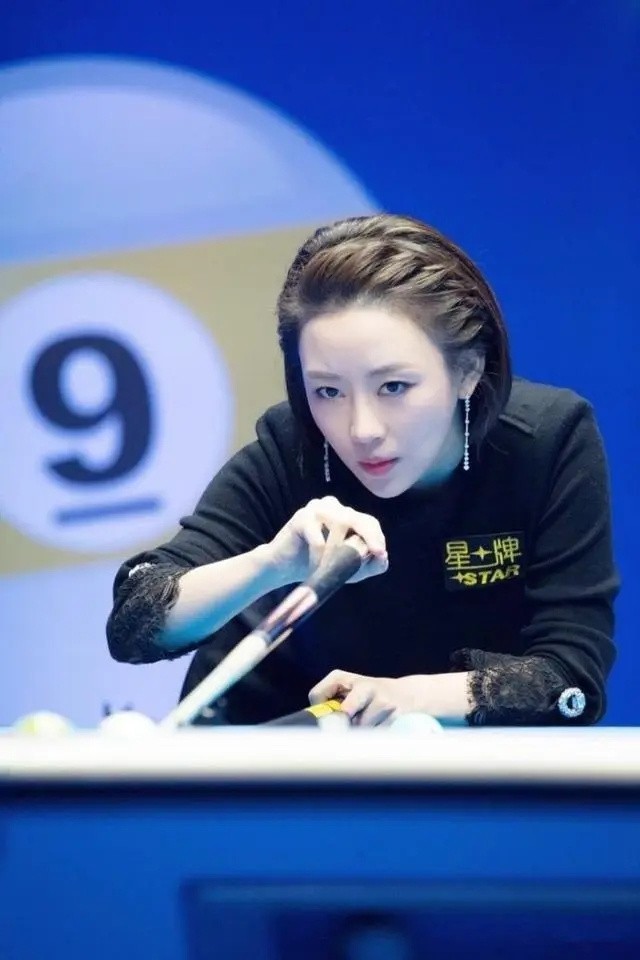 九球天后潘晓婷的年龄,潘晓婷8亿身价