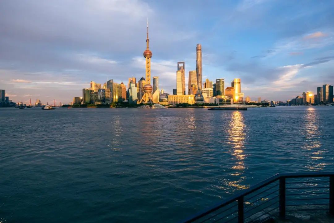 绽放尖端画质富士新旗舰x-h2发布,富士X-H2无反相机发布