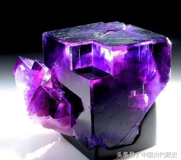 18块最贵奇石欣赏,世界上最贵的六大奇石