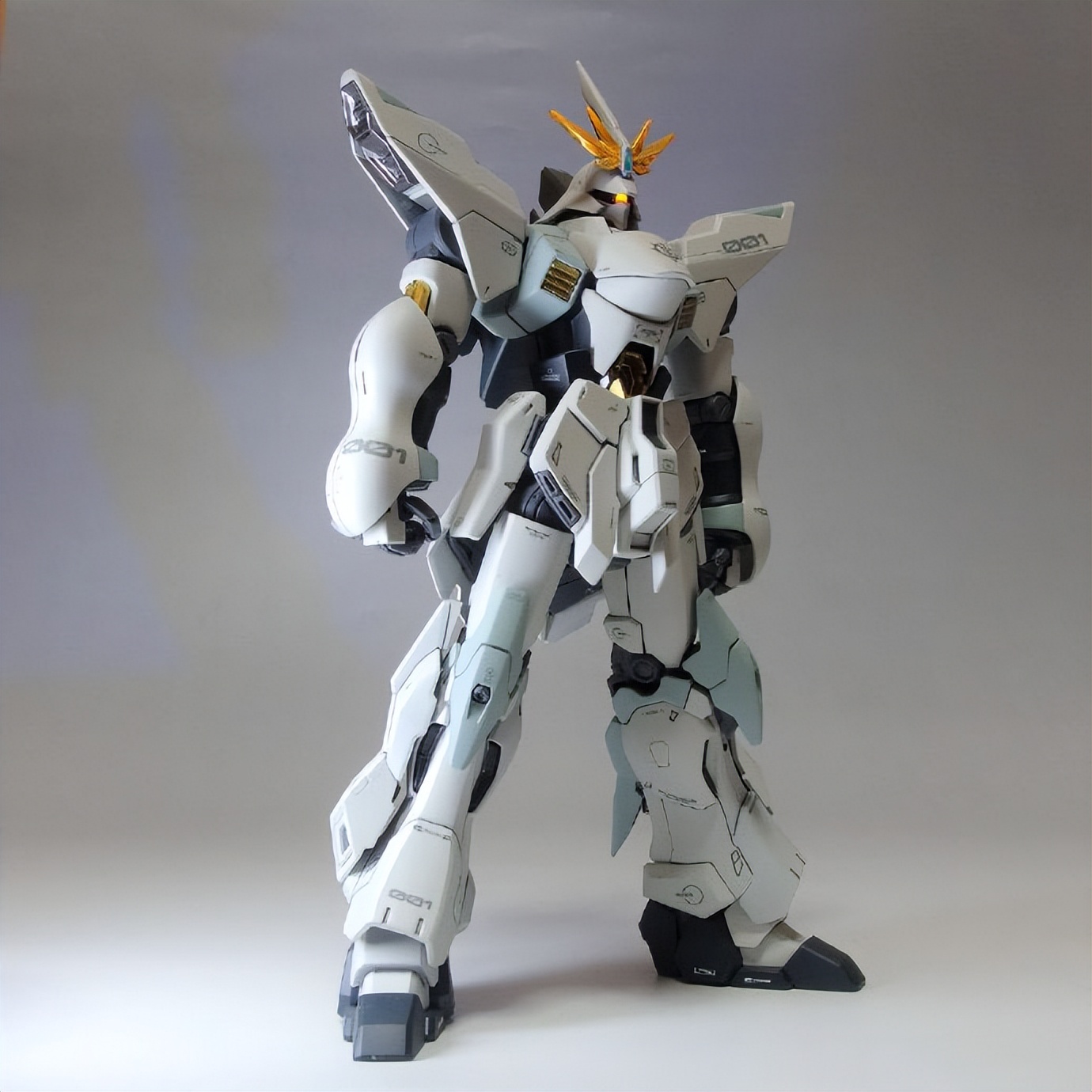 新机动战士高达图片,机动战士高达沙扎比