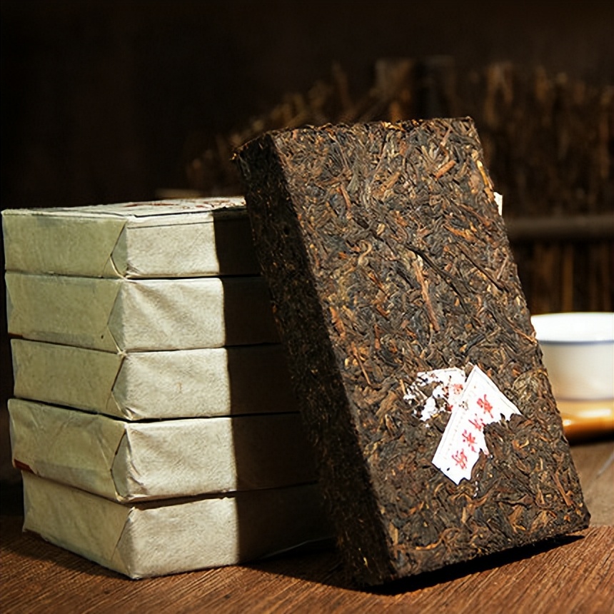 茶为什么原料日期和生产日期不同,茶的年份怎么辨别