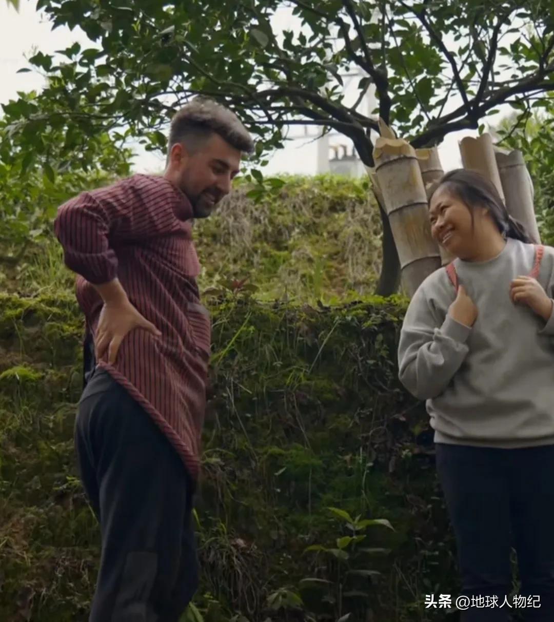 土耳其阿布嫁到四川8年,土耳其阿布和媳妇为什么要回农村