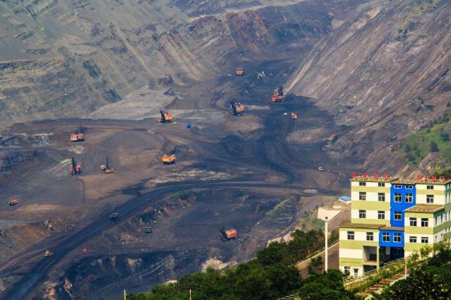 55米厚的煤层,大型露天煤矿形成全过程