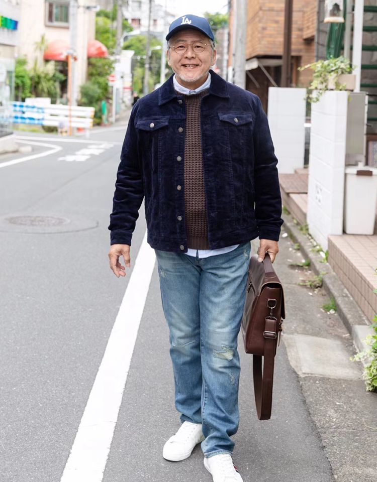 中年男人春秋季穿牛仔裤怎么搭配,中年男人牛仔裤搭配西装