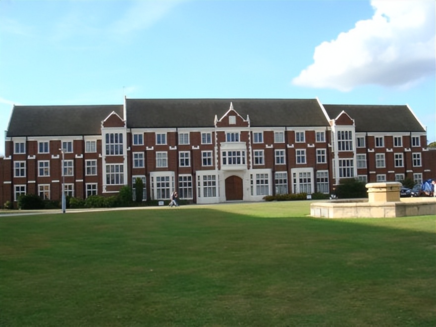 拉夫堡大学相当于国内什么大学,为什么拉夫堡大学世界排名很靠后