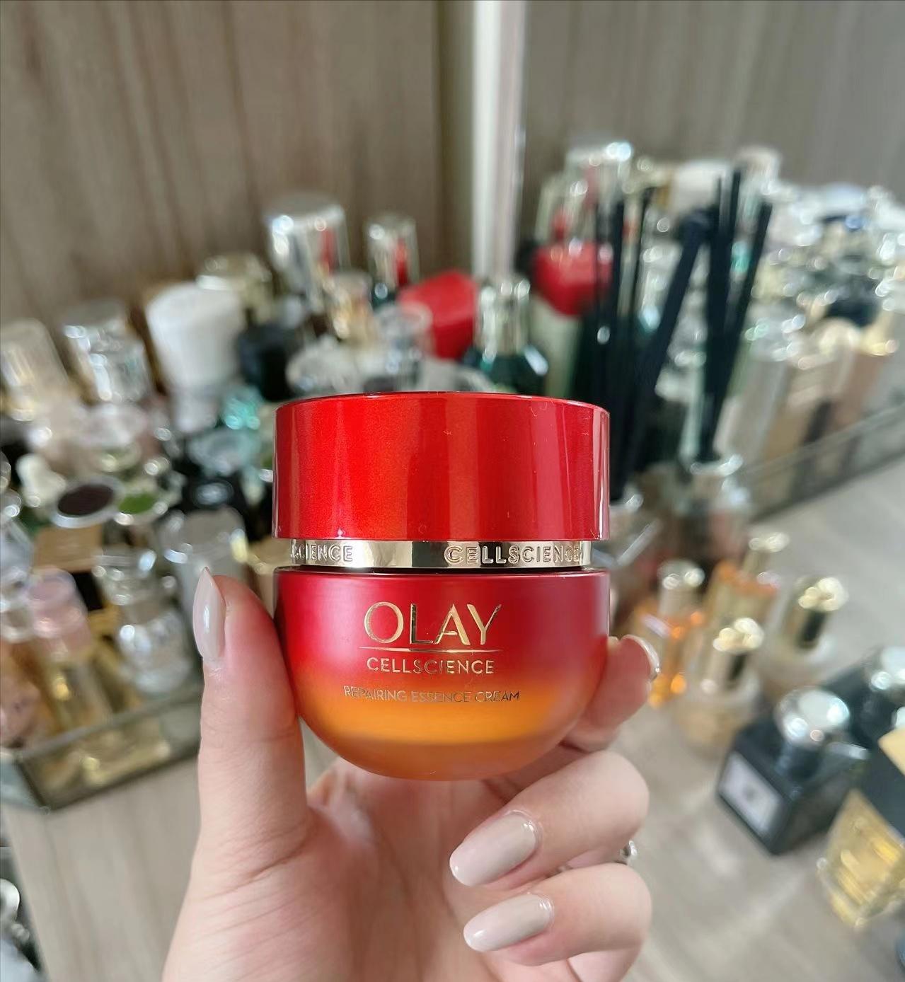 50岁的女人用什么护肤霜比较好,40岁护肤精华和面霜哪个重要