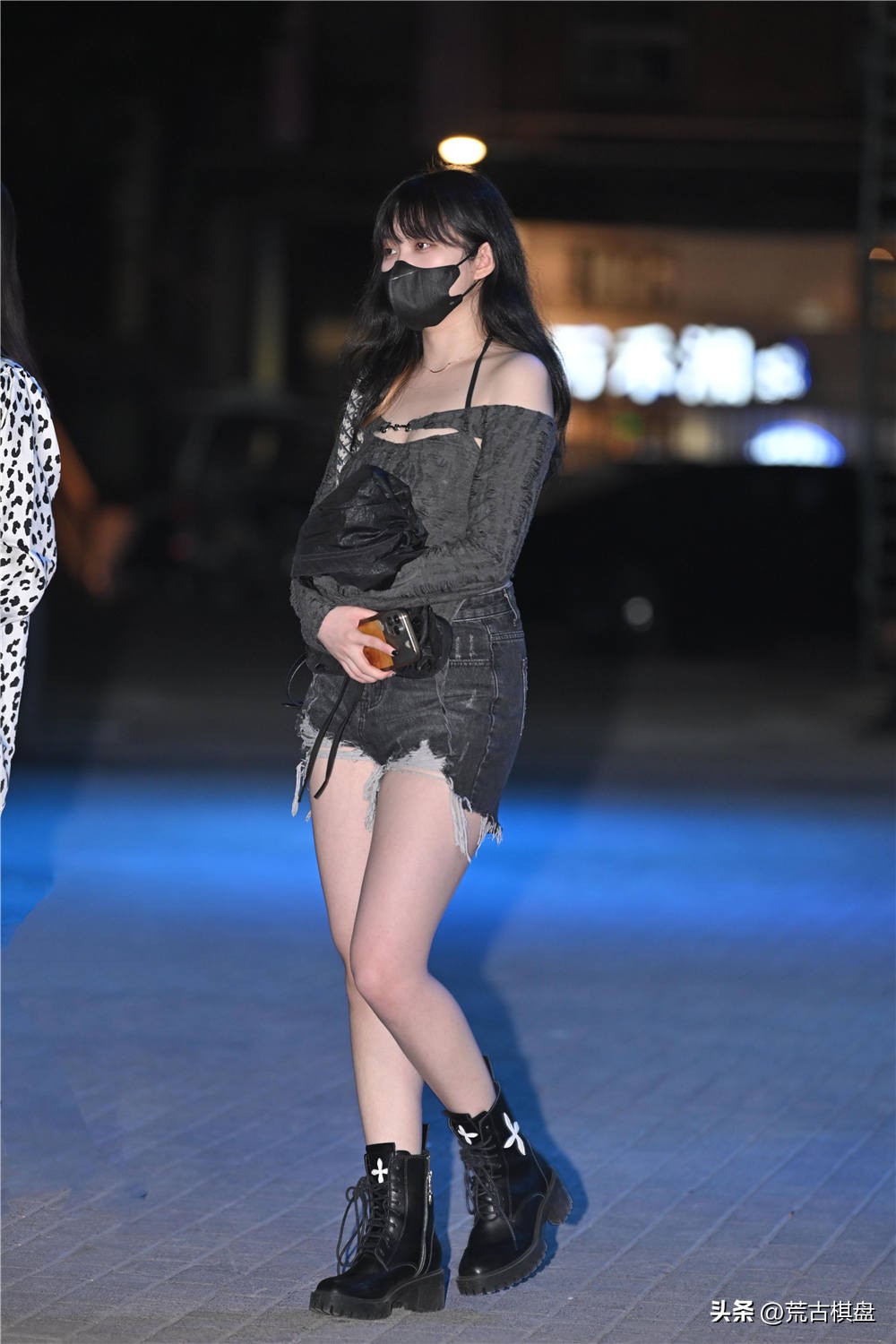 冬天淑女短靴怎么搭配好看,搭配短靴的秋冬穿搭