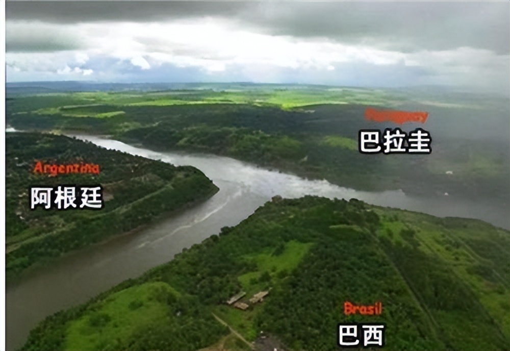 全球最“随意”的国界线，摔一跤就出国，中国的这条让无数人羡慕