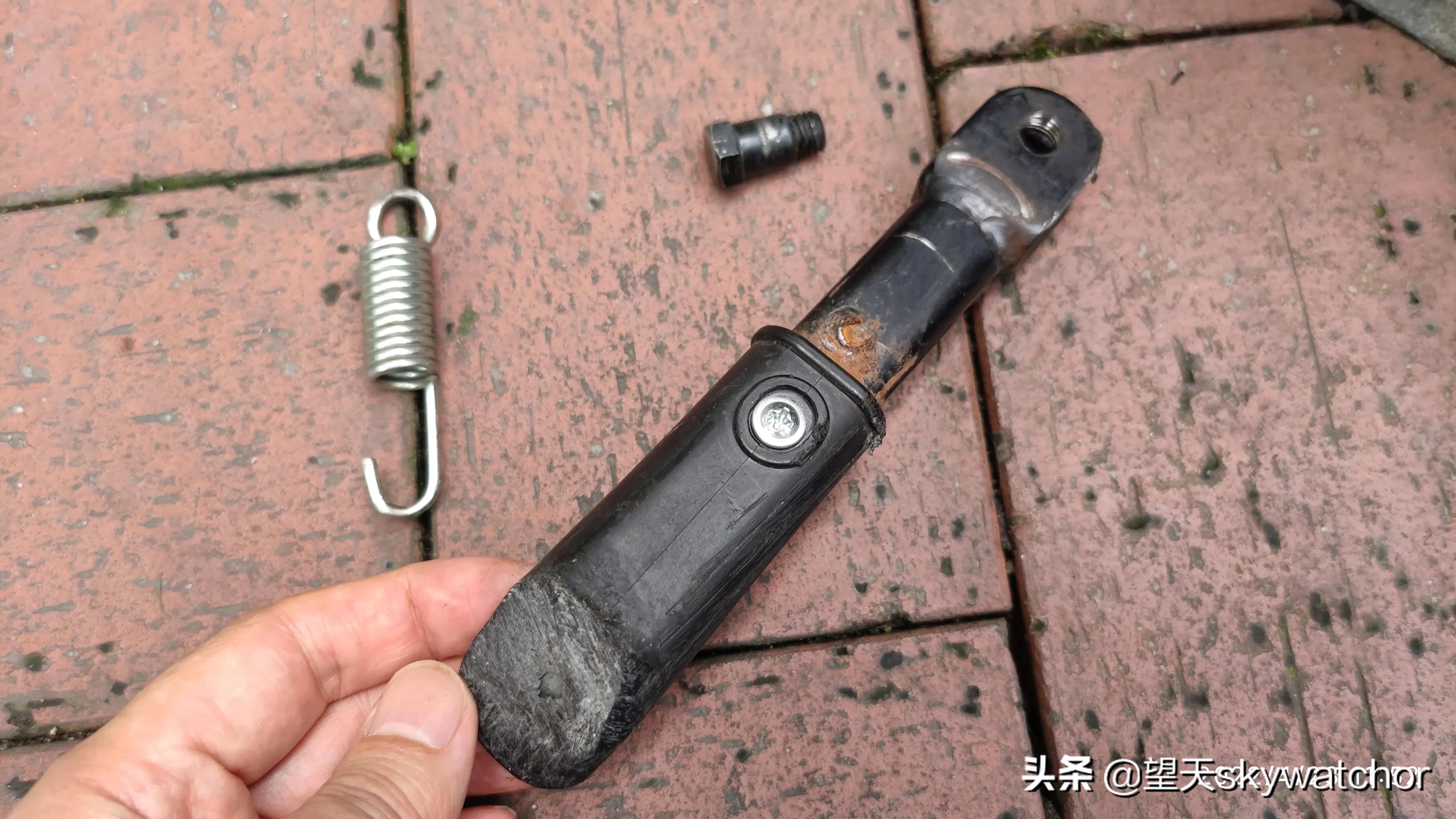 雅迪电动车脚撑安装,雅迪电动车侧脚撑的设计和维修