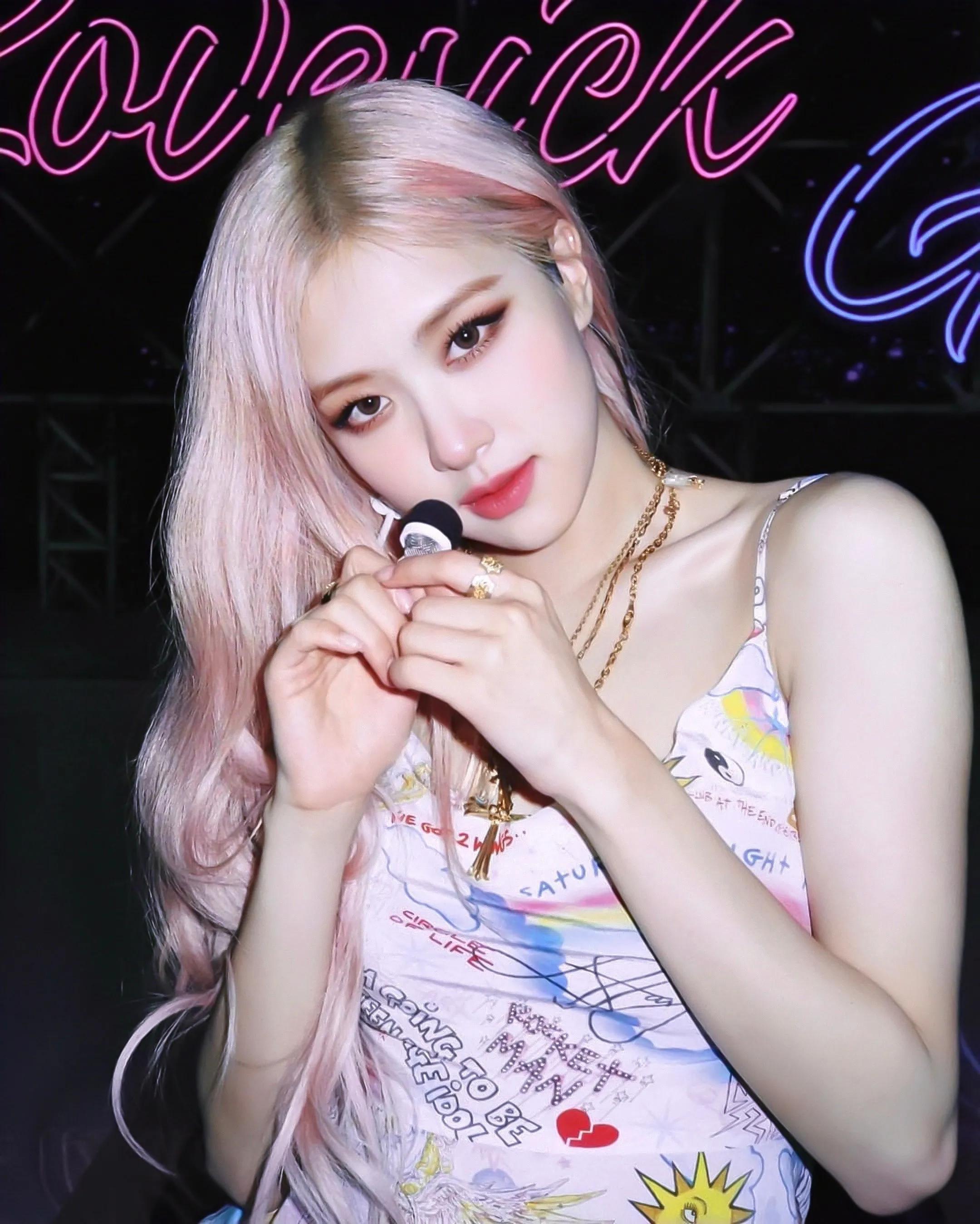 澳洲野玫瑰女士绝美海报 (罗婕女士 澳洲野玫瑰)