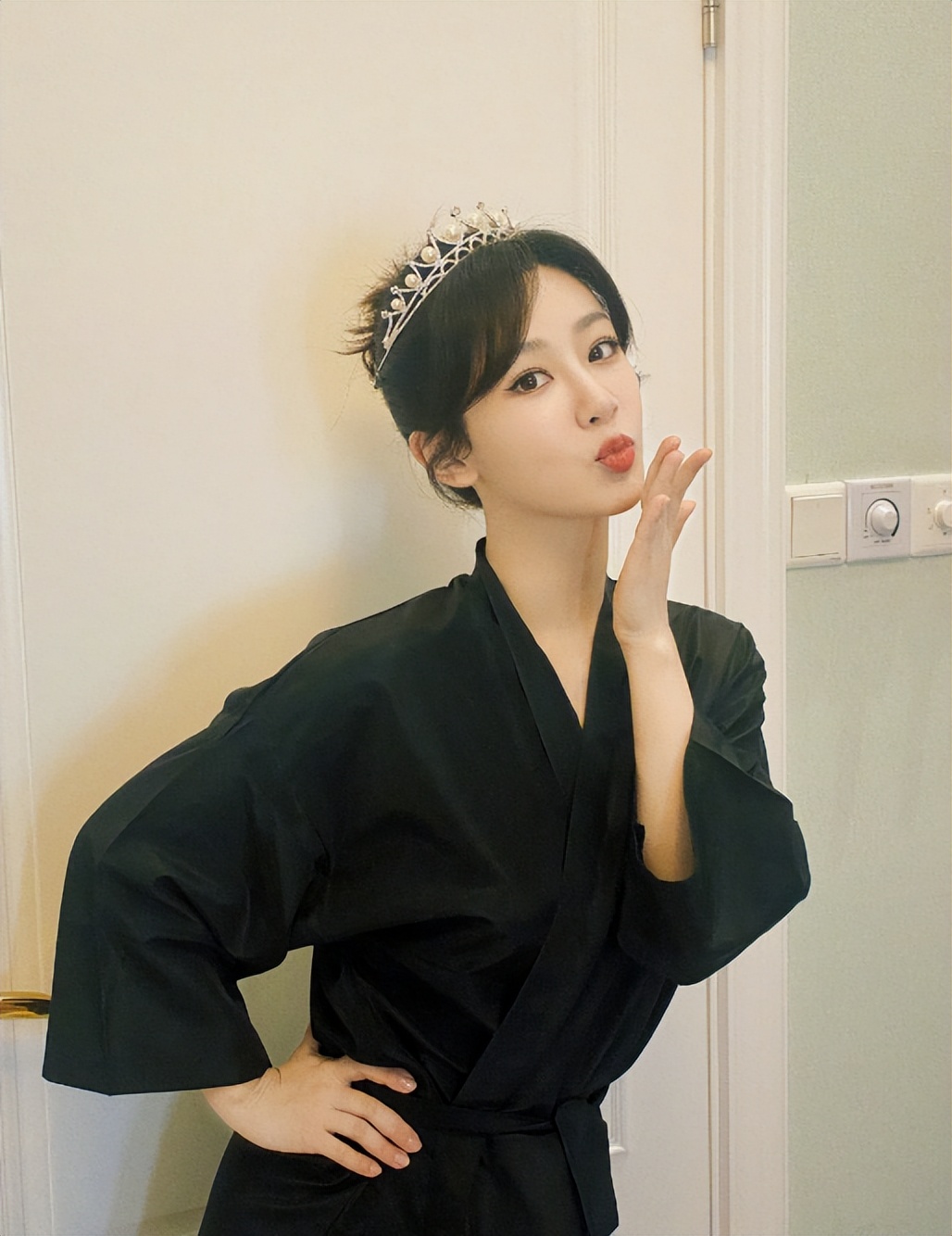 张一山发视频为杨紫咆哮式送祝福,张一山发微博给杨紫庆生视频