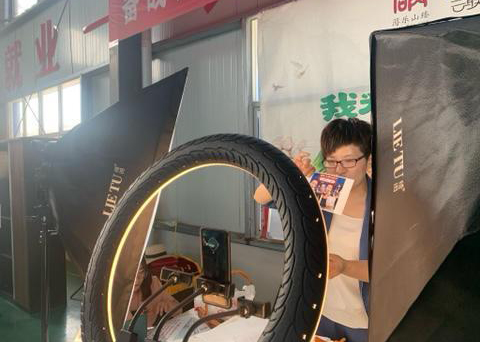 大姐一招将红薯干年销900万,带动当地经济,红薯姐怎么做到的?