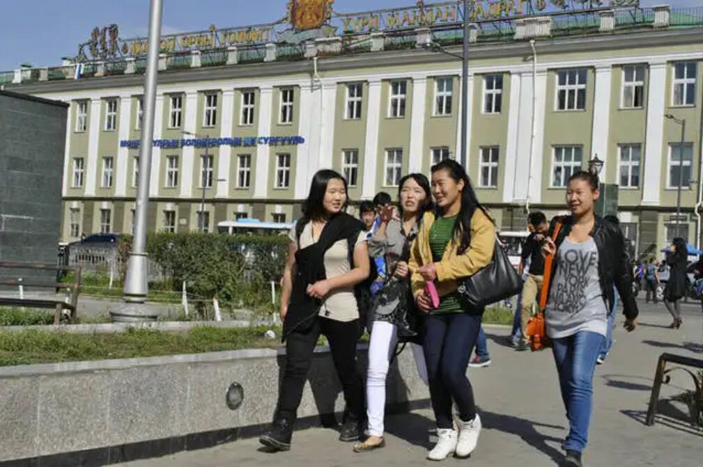 女多男少的国家有多少个,女多男少的国家会如何