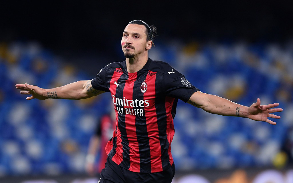 天下足球伊布解说词,伊布退役解说