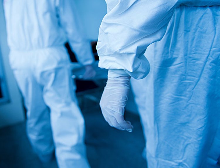 上了年纪牙齿碎裂,上了年龄牙齿松动了怎么办