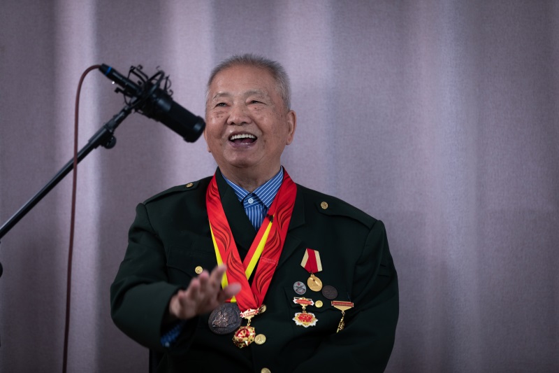 用歌声点亮歌声系列之一：靖江独立团老战士郭保才传唱经典