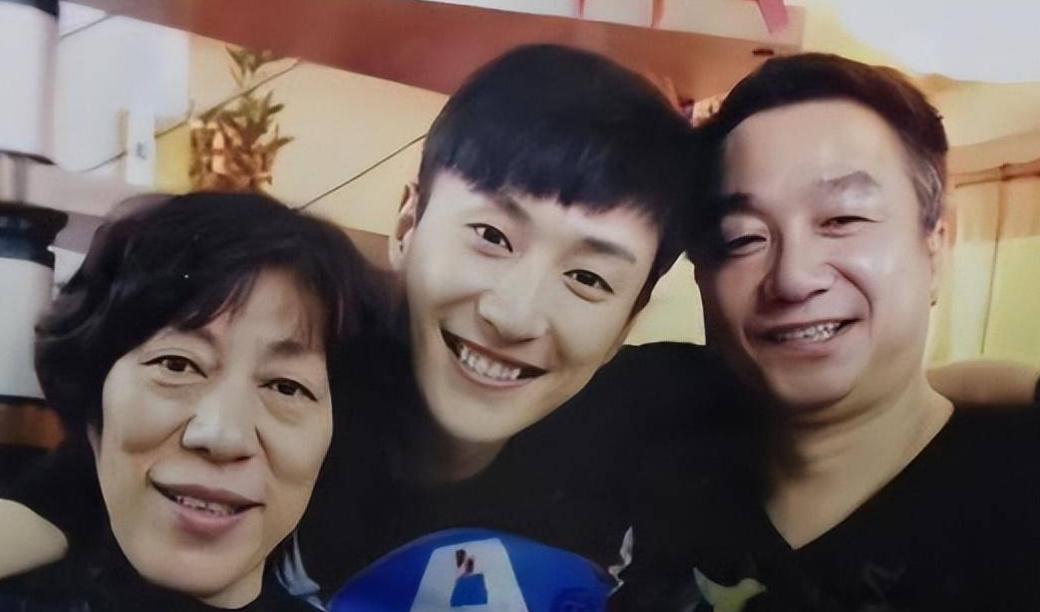 乔任梁爸爸中毒住院,乔任梁去世向父亲求助