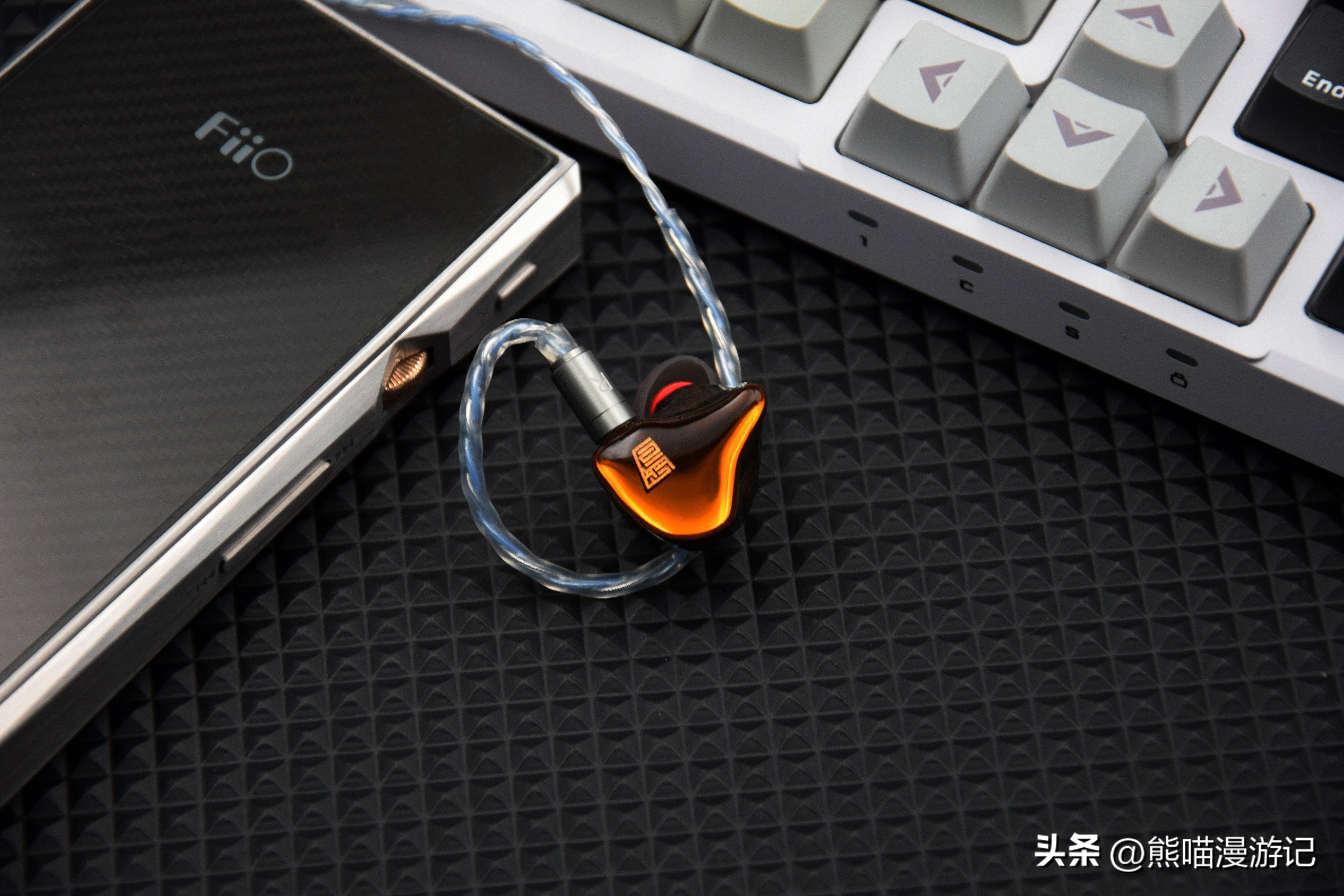 头戴HIFI蓝牙耳机如何选,不入耳蓝牙耳机评测不漏音推荐