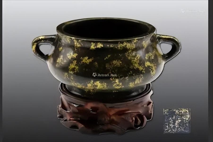 瞒着皇帝玩铜炉这几个人有点厉害！如今价值139万元