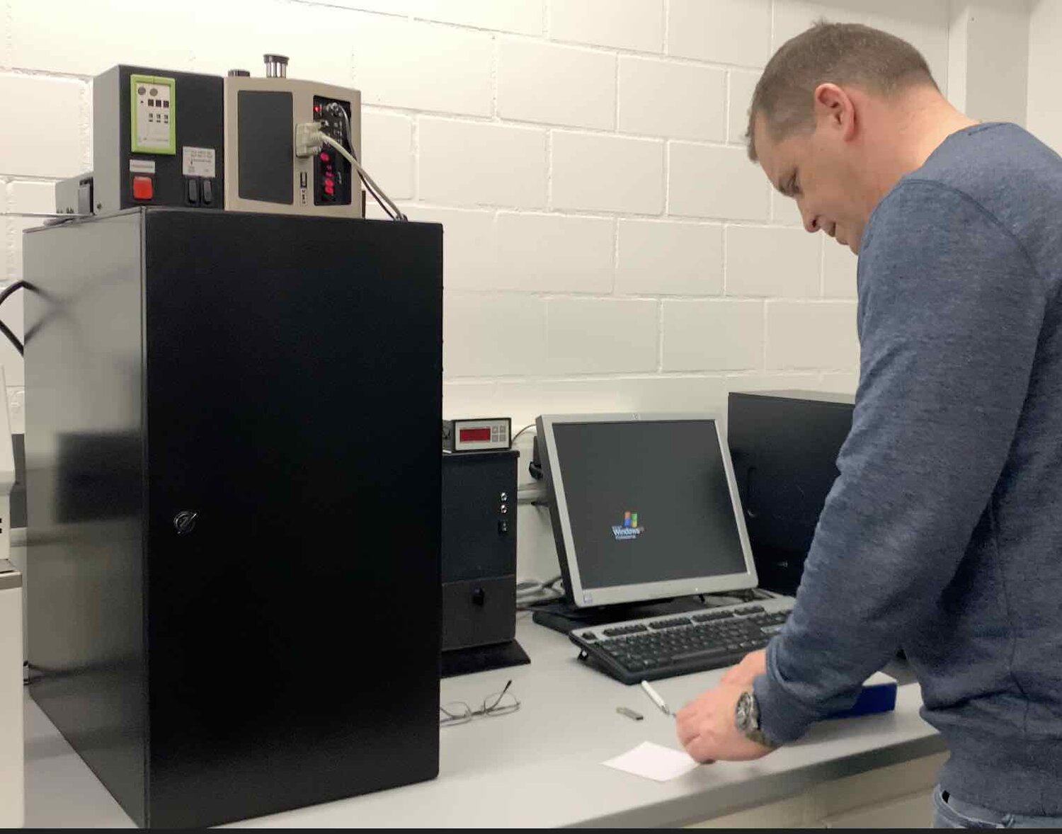 手表夜光涂层如何填充,手表夜光粉使用方法