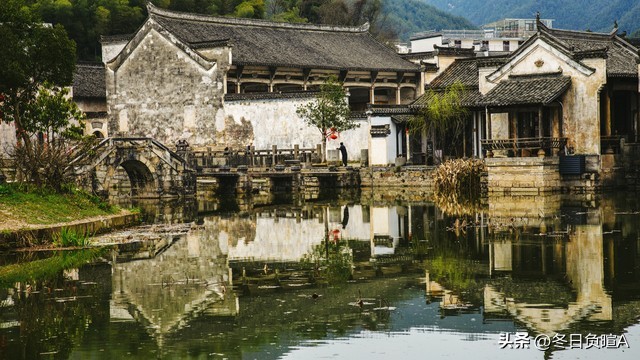 序文名篇26首，时光雕刻经典