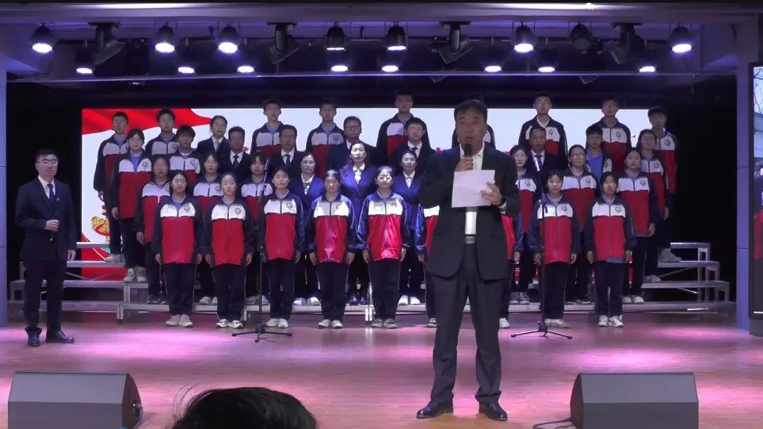 众志成城筑廉洁校园，两袖清风育桃李芬芳——河津中学举办“从我做起，敬廉崇洁”为主题的校园文化艺术活动