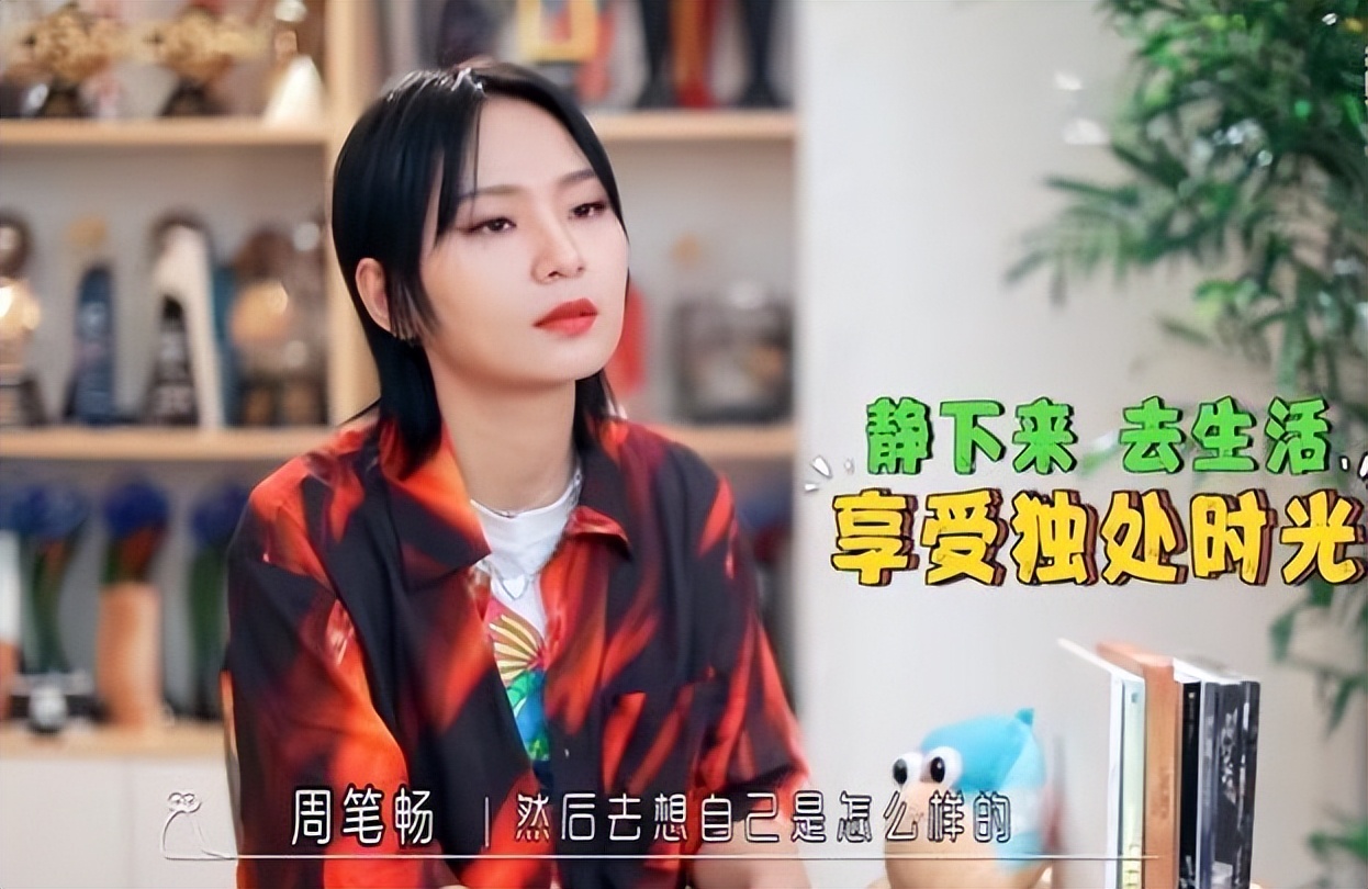 05超女李宇春夺冠背后,超女李宇春夺冠视频