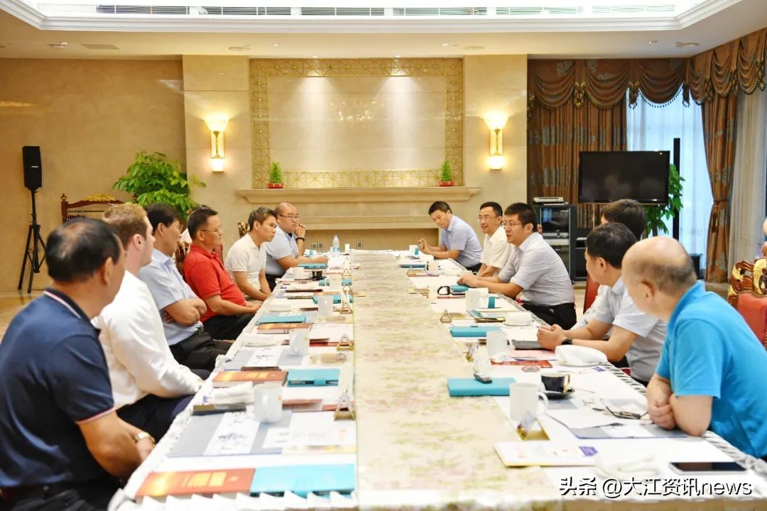 芜湖今天有没有去南京的客人,开放的芜湖欢迎您夜景图