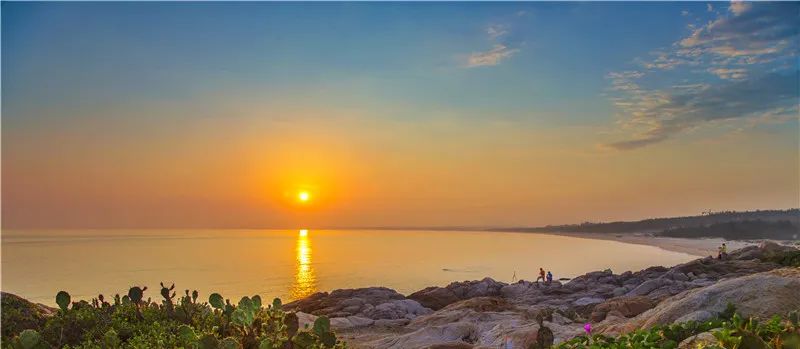 海南环岛自驾游及住宿,海南环岛自驾游美食攻略详细行程