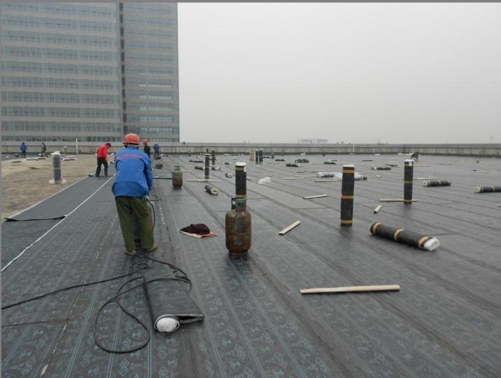 防水操作工证,防水工证和防水工程师区别