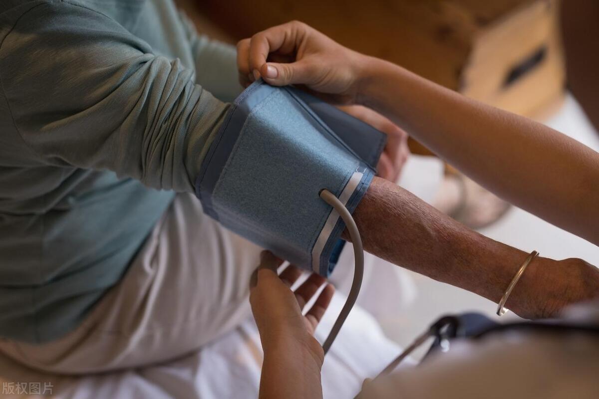 猝死的前兆女生,猝死女性的真实现状