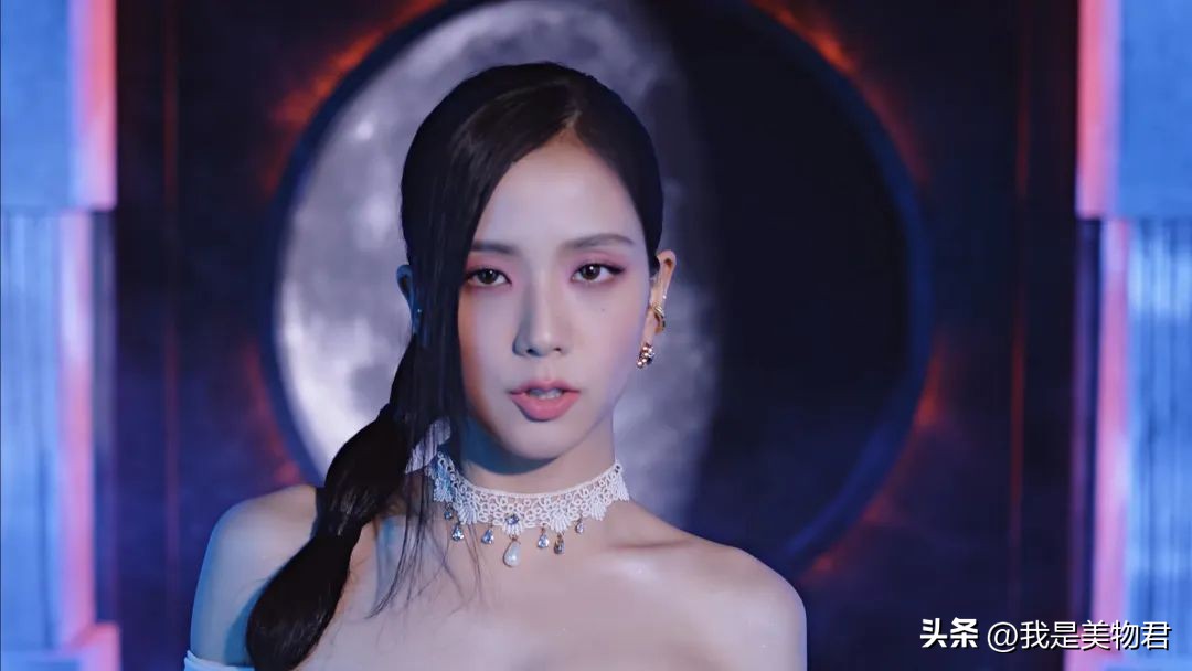 人均手握高奢代言的BLACKPINK，每一帧镜头都好贵