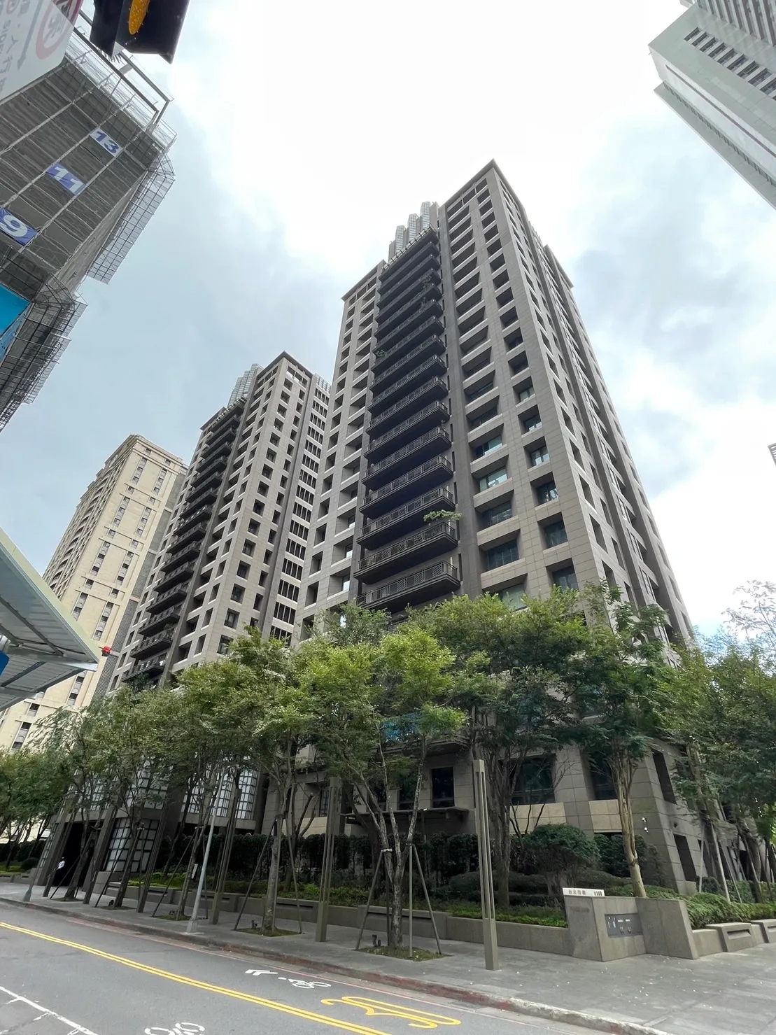 汪小菲谈大s现状,汪小菲在大s生二胎发的微博