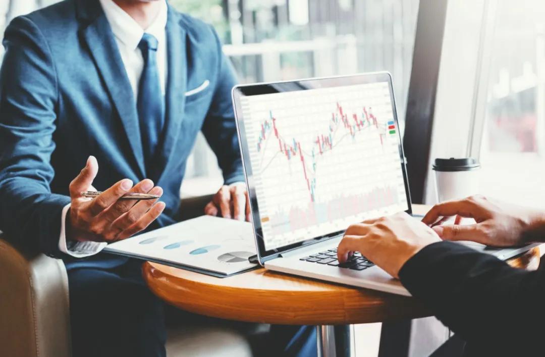 工作前景排名最吃香的十大行业,未来五年即将消失的几大岗位行业