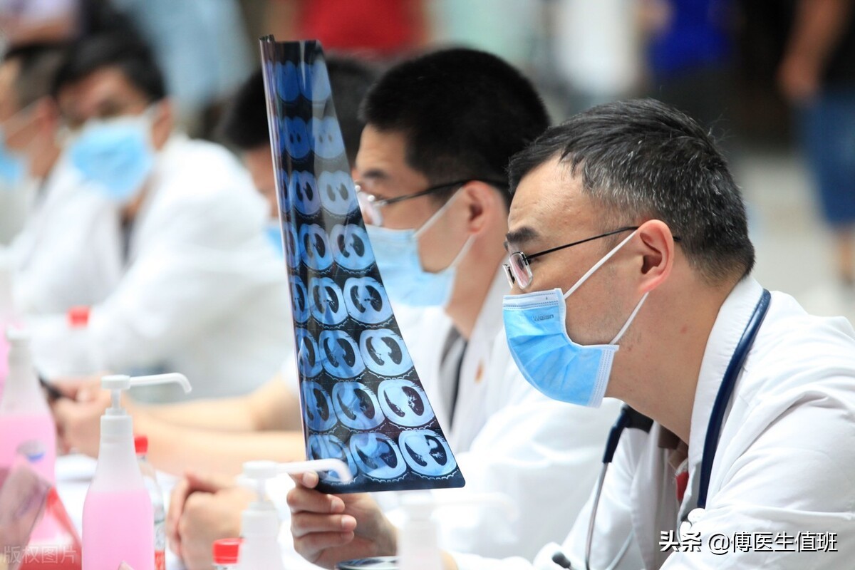 胃部难受是胃病还是心脏病,胃持续疼痛警惕四种胃病