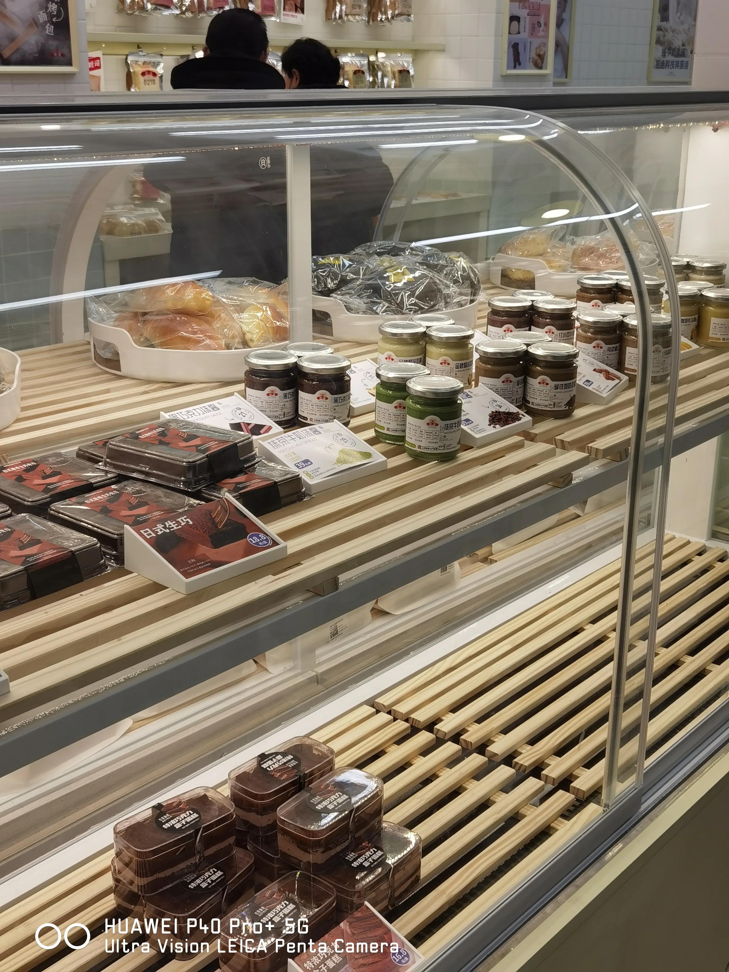 绾㈡槦鍓嶈繘鐗涘ザ闈㈠寘浜烘皵,绾㈡槦鍓嶈繘闈㈠寘鐗涘ザ鏄摢瀹剁殑