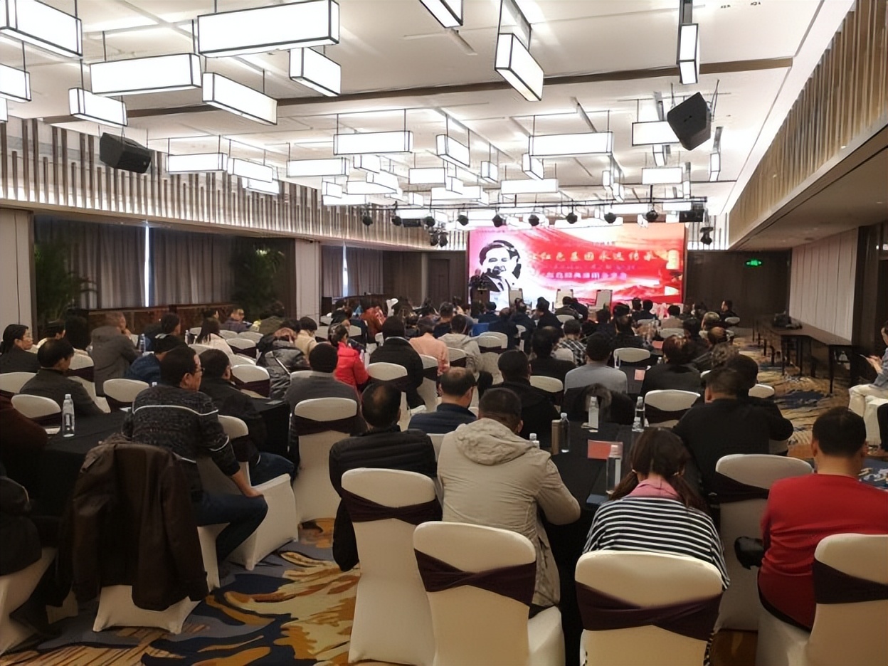 让红色基因薪火相传视频,让红色的基因传承万代千秋演讲