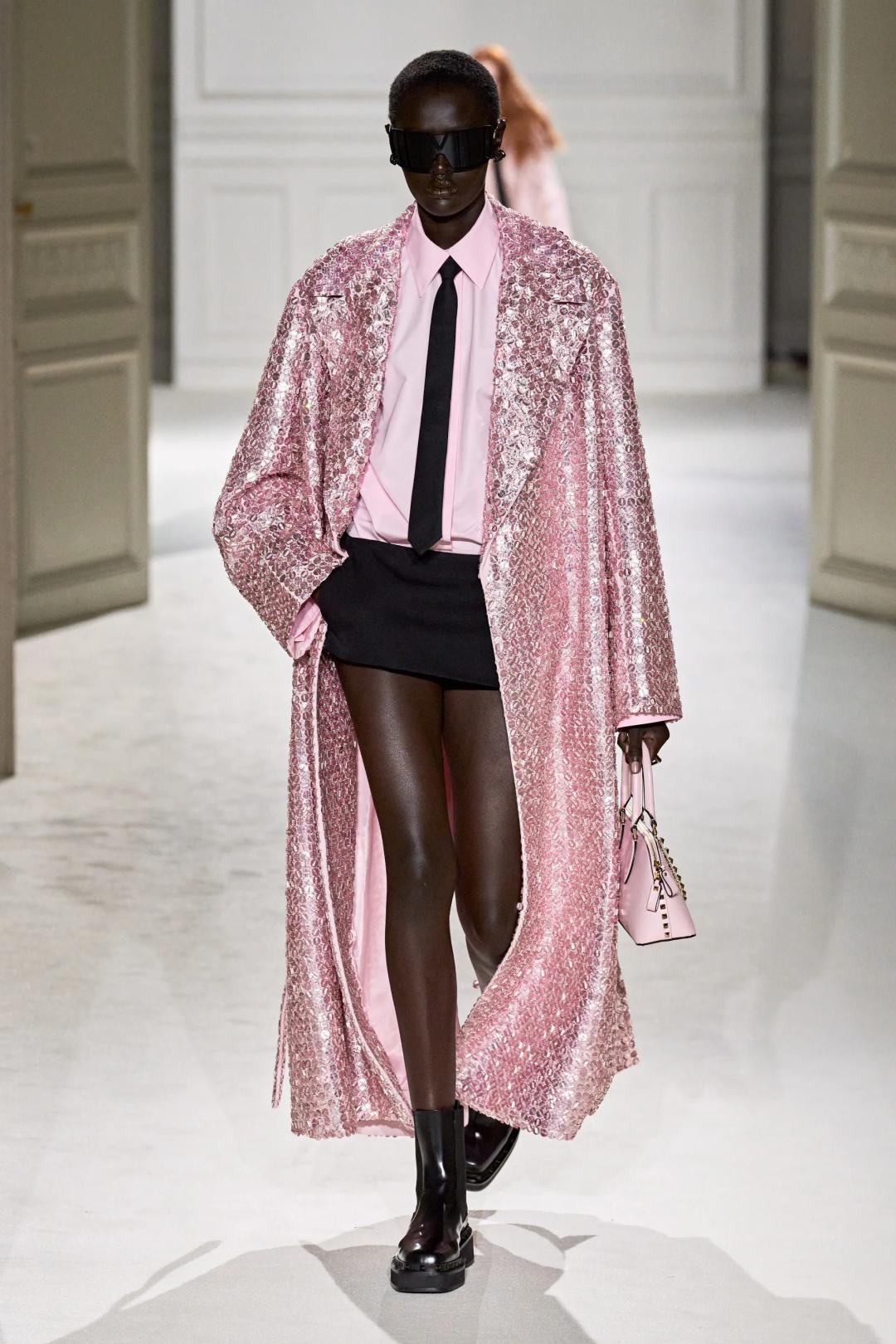 2023秋冬伦敦时装周收官,2022秋冬巴黎时装周什么时候开始