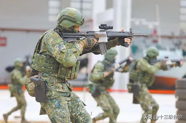 台当局兵役方案,台媒台军拟再次放宽招兵标准