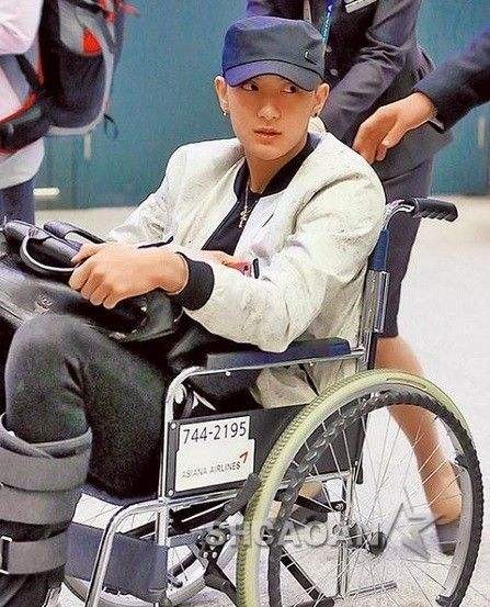 黄子韬与聋哑发小交流,黄子韬和他的聋哑朋友