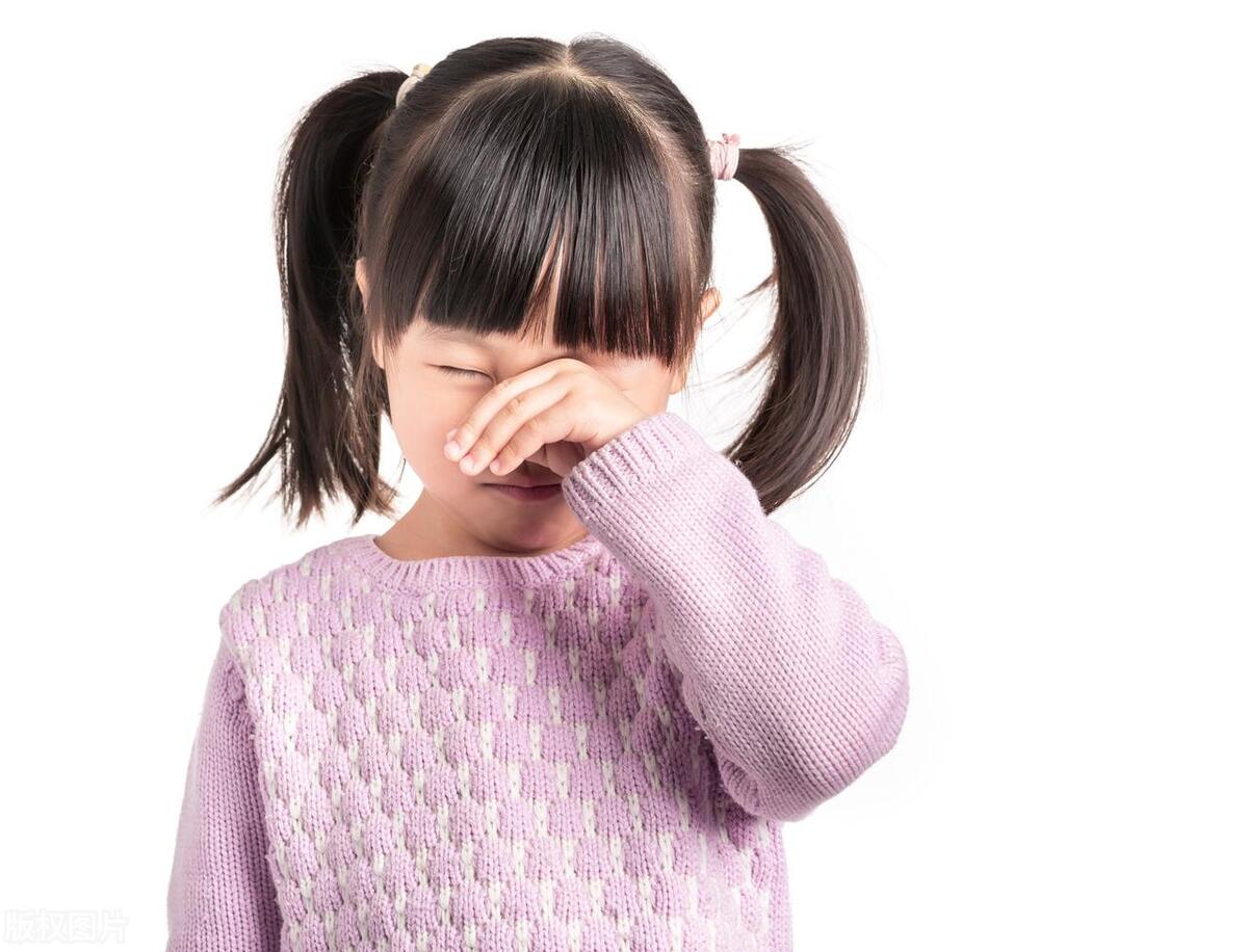 每天睡前10分钟陪孩子交流5个问题,睡前一小时坚持陪孩子做这件事