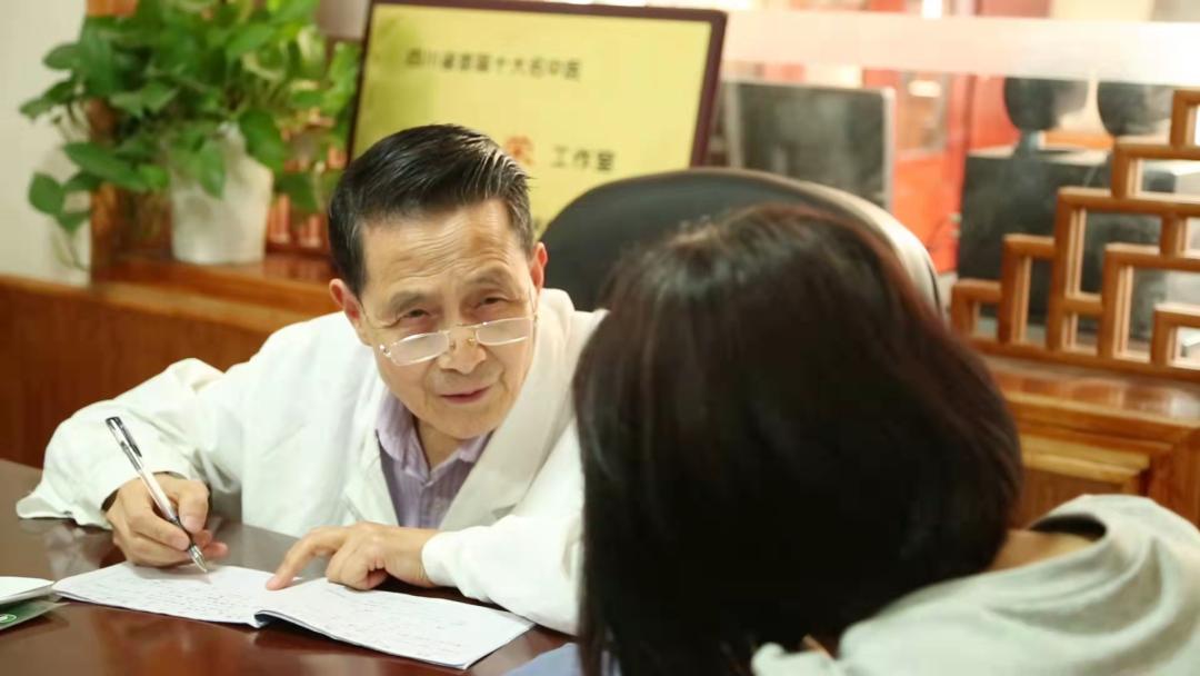 大美医者王成荣：“待机时间最长”的妇科专家