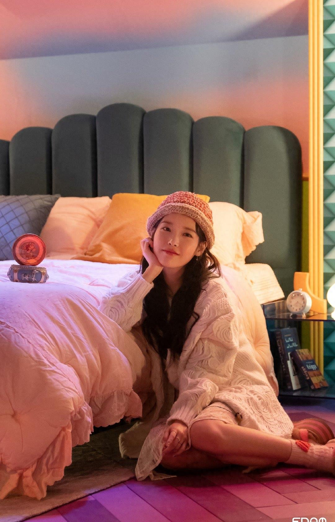 热恋中的情侣久别重逢会怎样,男女大学生热恋期