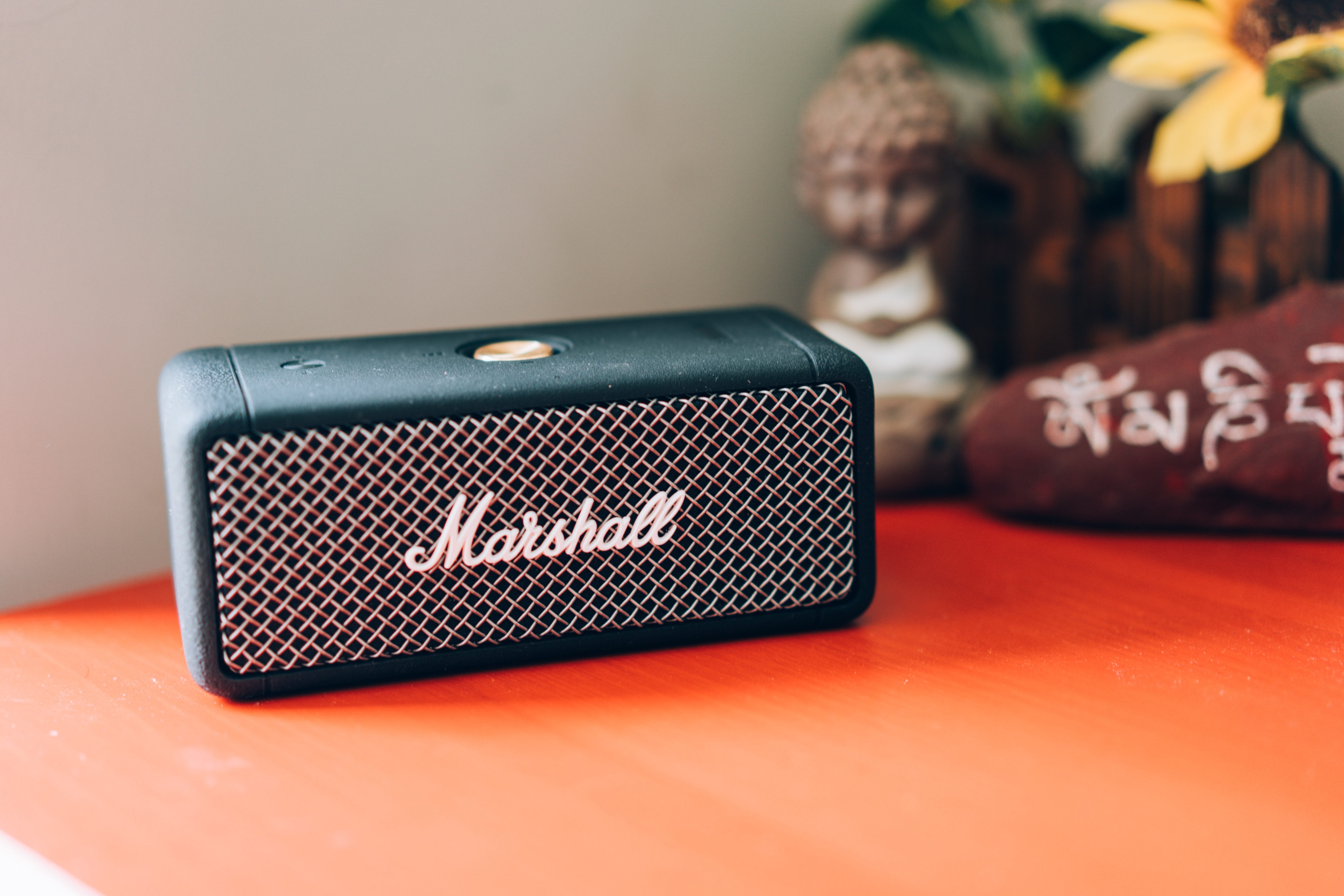 马歇尔蓝牙音箱值不值得买,测评马歇尔音箱
