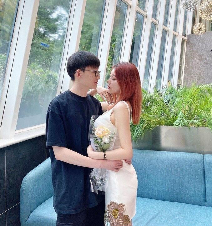 范志毅女儿身材对比,范志毅女儿晒新照穿露脐装