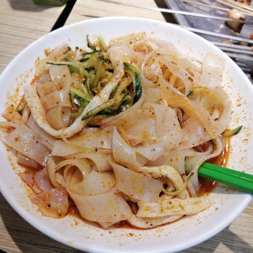 那些不起眼的小吃，分分钟让你赚钱发财，一年一套房。