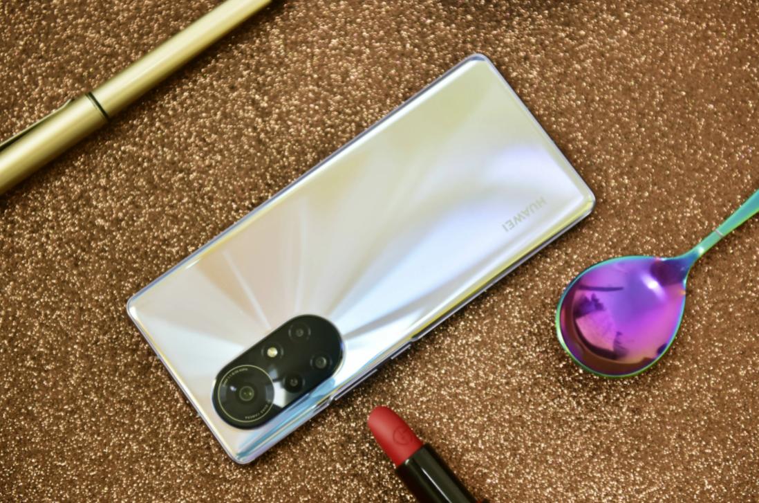 华为手机目前最值得入手的几款,华为手机目前最值得入手的三款