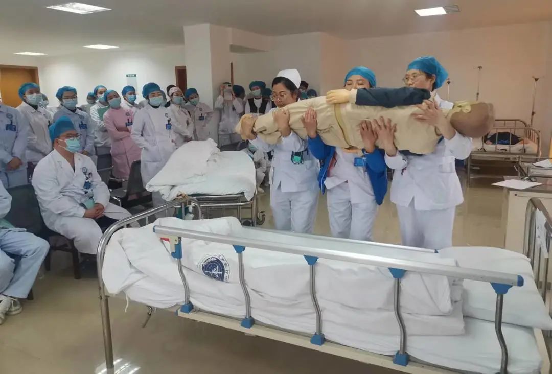 邛崃市医疗中心医院省级重点专科,邛崃市医疗中心医院总结表彰大会