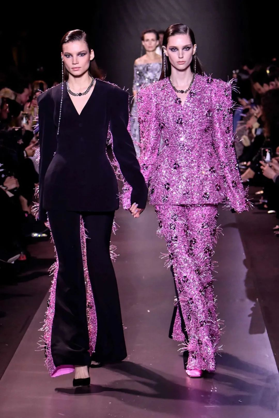 georgeshobeika2018时装秀完整版,georgeshobeika2018年的秀场