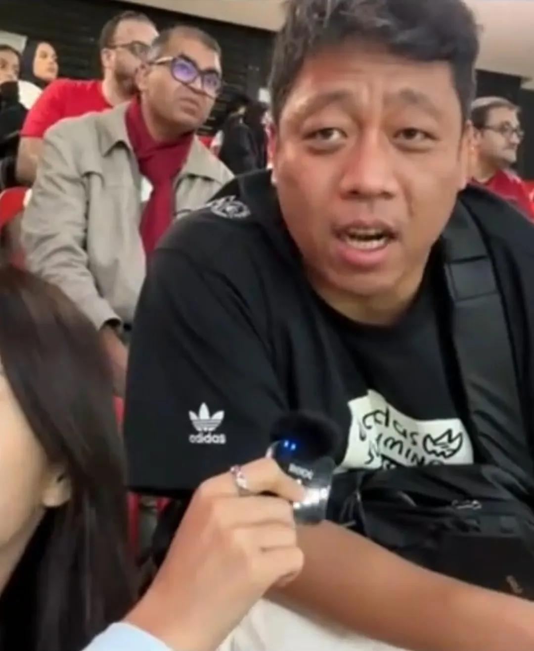 中国土豪球迷!现场观战世界杯,64场全部都看,花费70万人民币